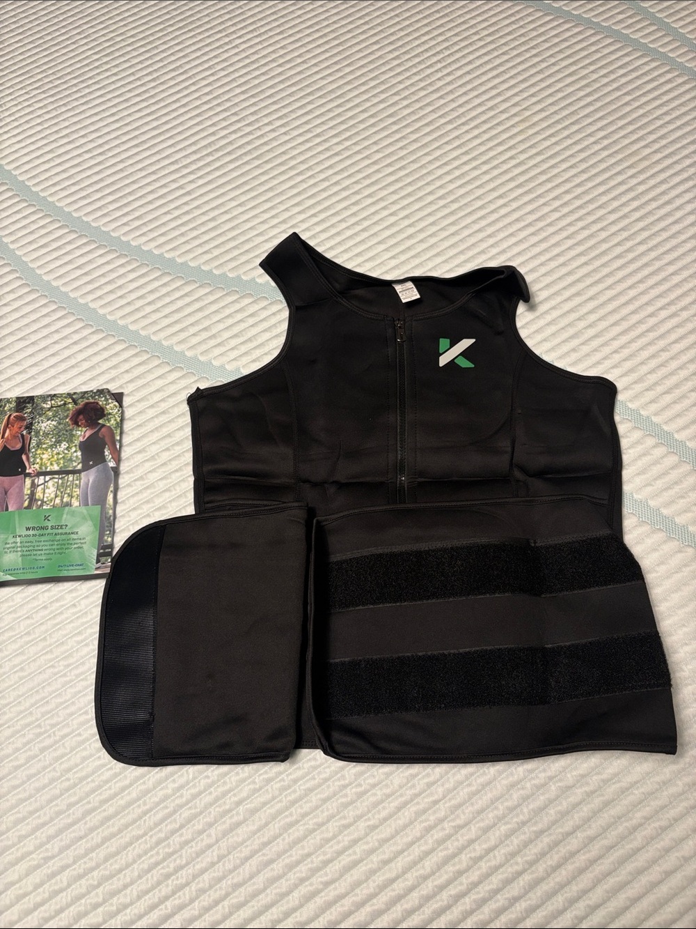 Kiwi Black Fitness Zip-Front Top with Green Logo